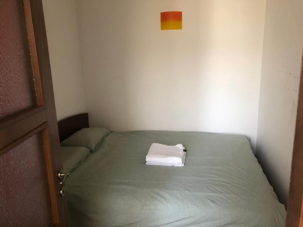 Lovely 1 Bedroom Apartment Close To Old Town Bucharest Exterior photo